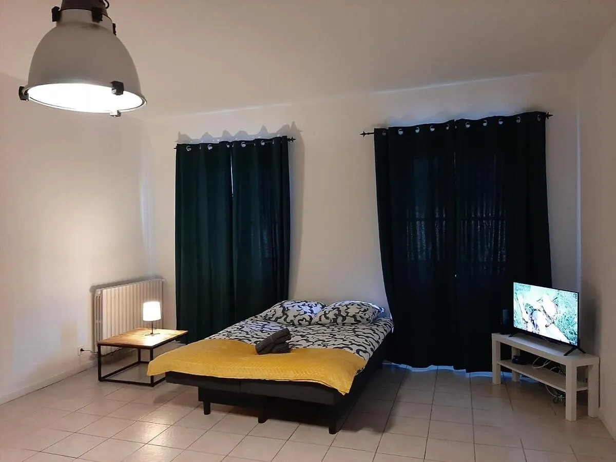Apartament Le Beau 25 Republique Montauban